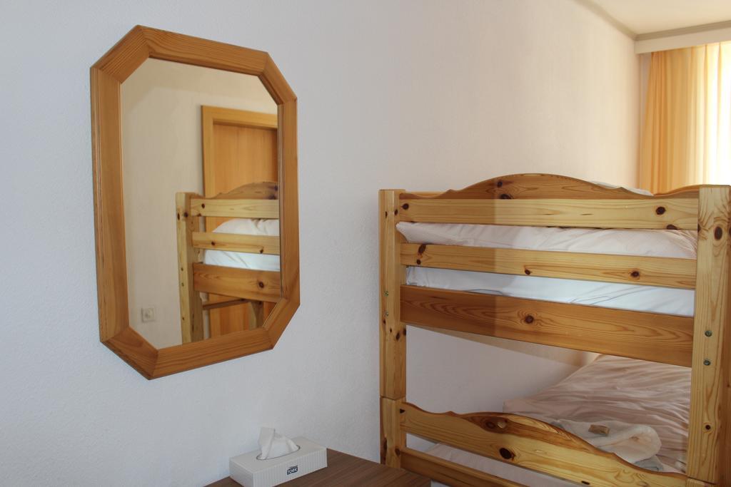 Hôtel de la Gare Yvonand Habitación foto